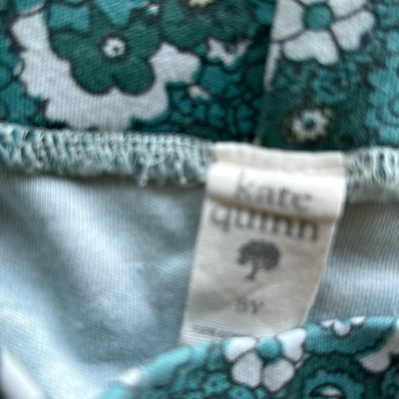 Kate Quinn Organics suite of pant and blouse size 8 - used. - Picture 4 of 7